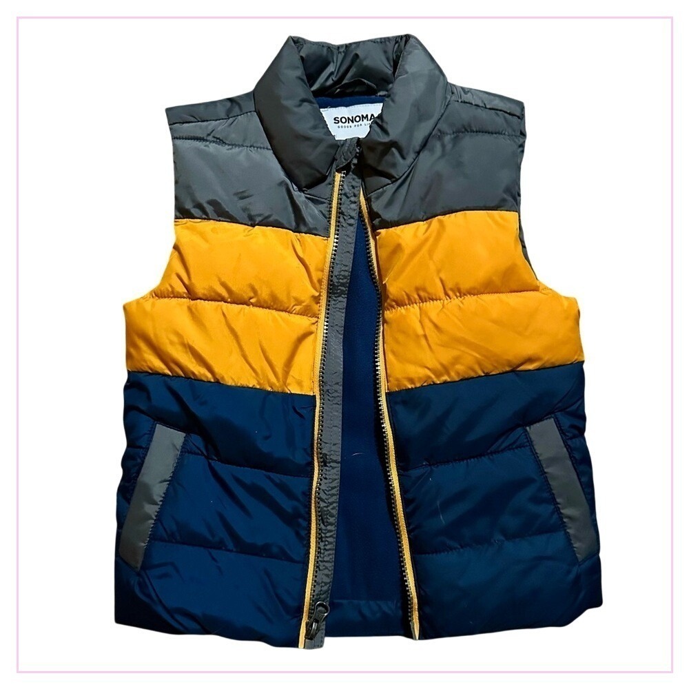 *Never worn* Somona‎ puffer vest, size 4 youth! Fleece lined